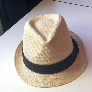 Stylish Grass Hat, off white and black band